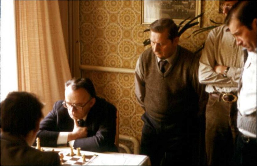 Ludek Pachman bei einem Mannschaftskampf Ende der 1970er-Jahre