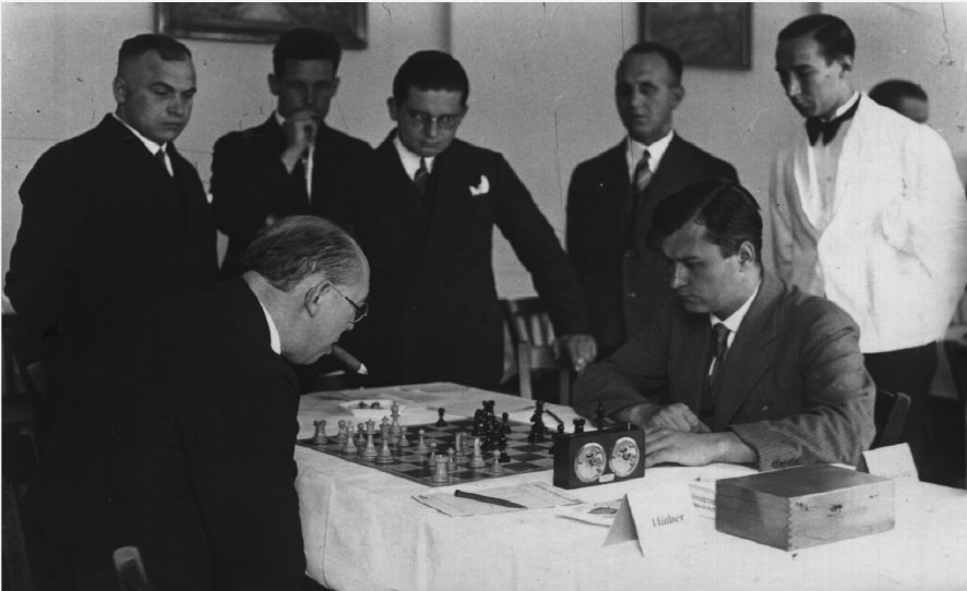 Edmund Hüther spielt 1932 beim Pfälzischen Schachkongress gegen Hugo Hussong
