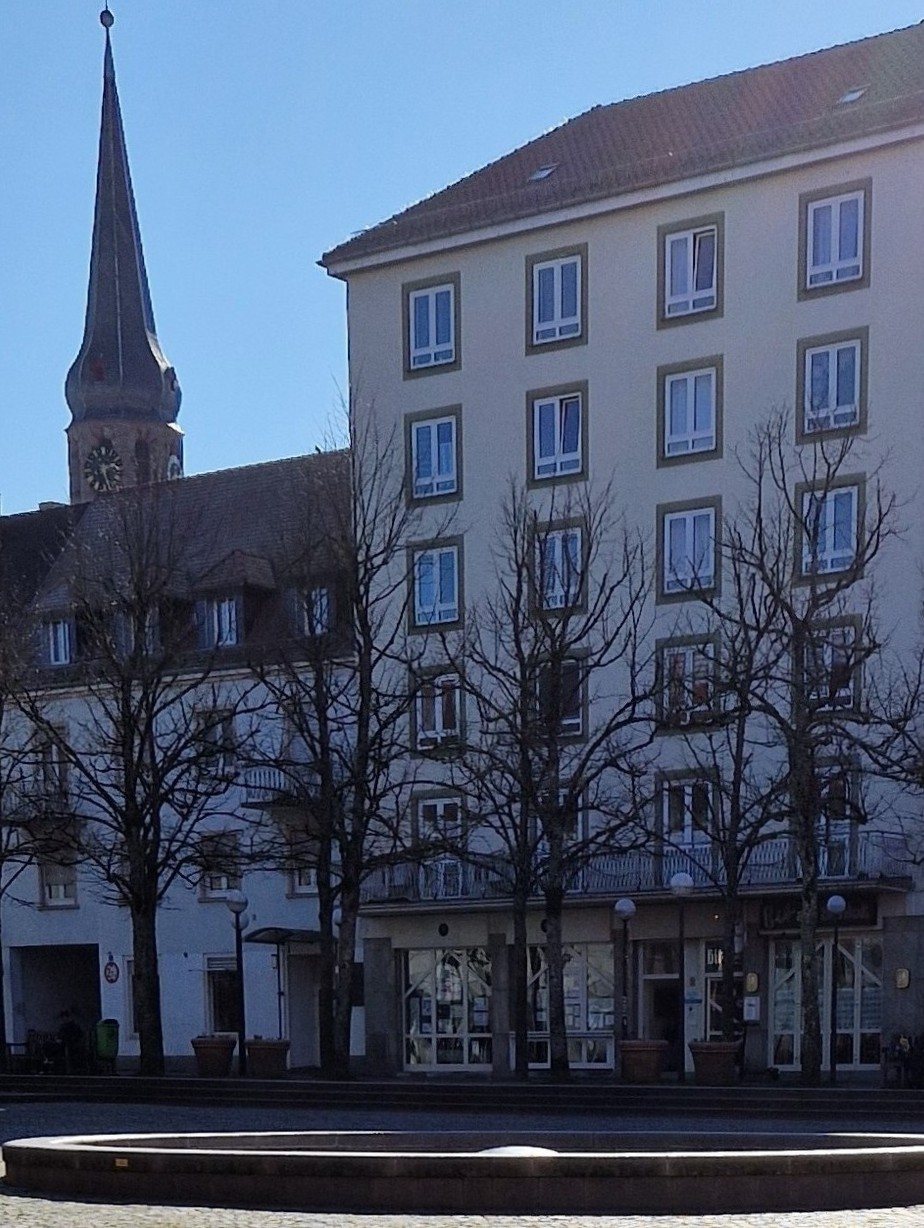 Außenansicht des Vereinsheims am Schlossplatz in Zweibrücken